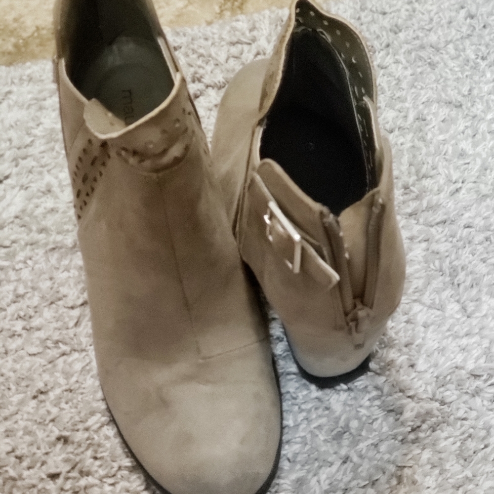 Maurices booties size 8.5